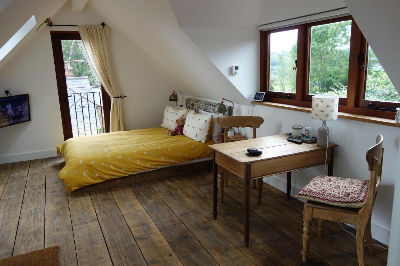 The Roost Apartamento Semley Exterior foto