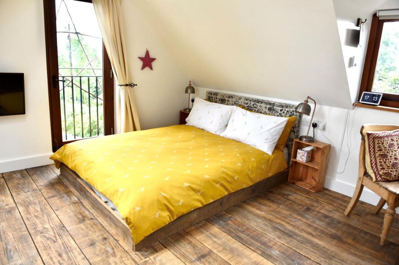 The Roost Apartamento Semley Exterior foto